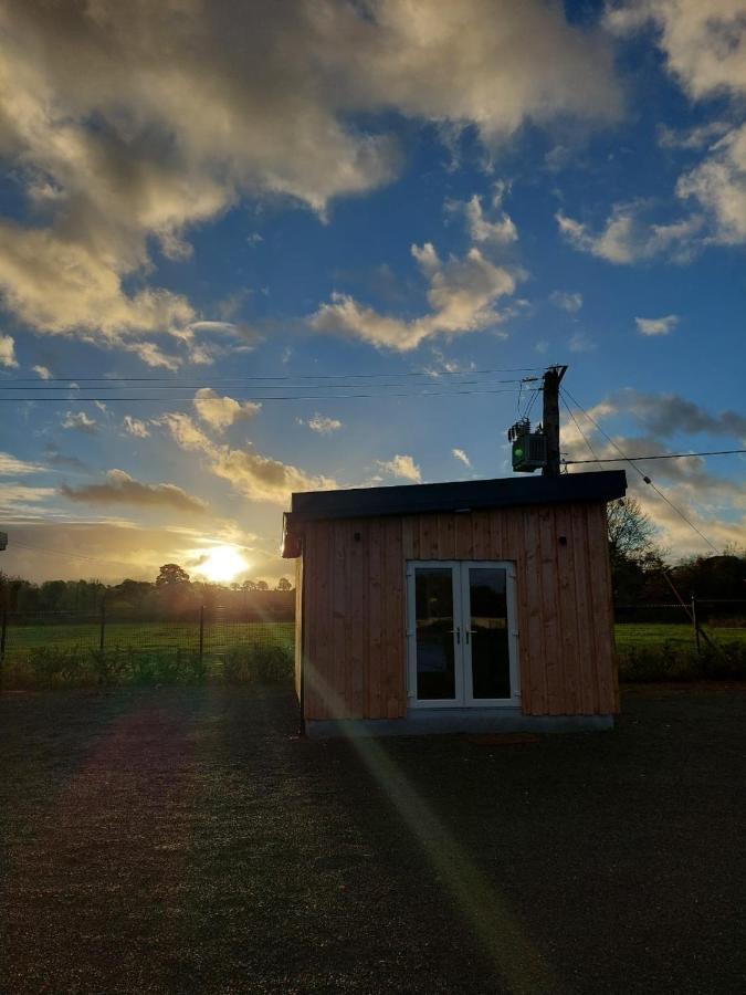 Stoneyford Luxurious Cabins Exterior photo